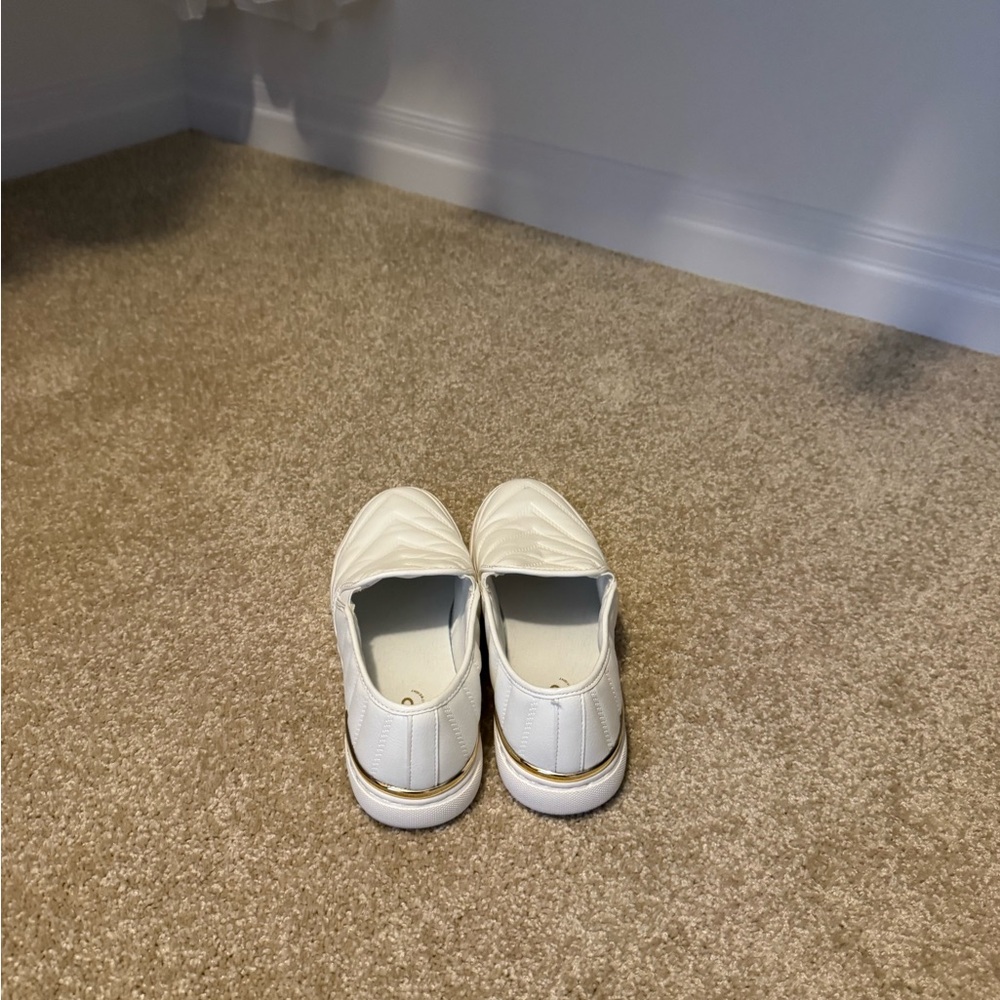 Aldo - Picture 3 of 3